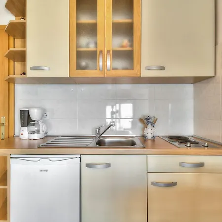 Reizendes Nur 200 Meter Zum Mit Meerblick, Grill, Wifi Apartamento