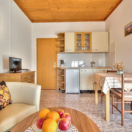 Reizendes Nur 200 Meter Zum Mit Meerblick, Grill, Wifi *