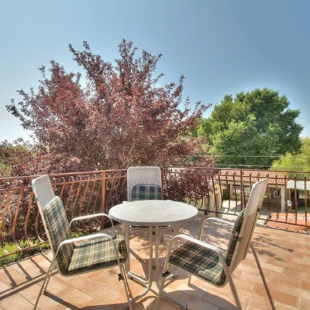 Appartamento Reizendes Nur 200 Meter Zum Mit Meerblick, Grill, Wifi